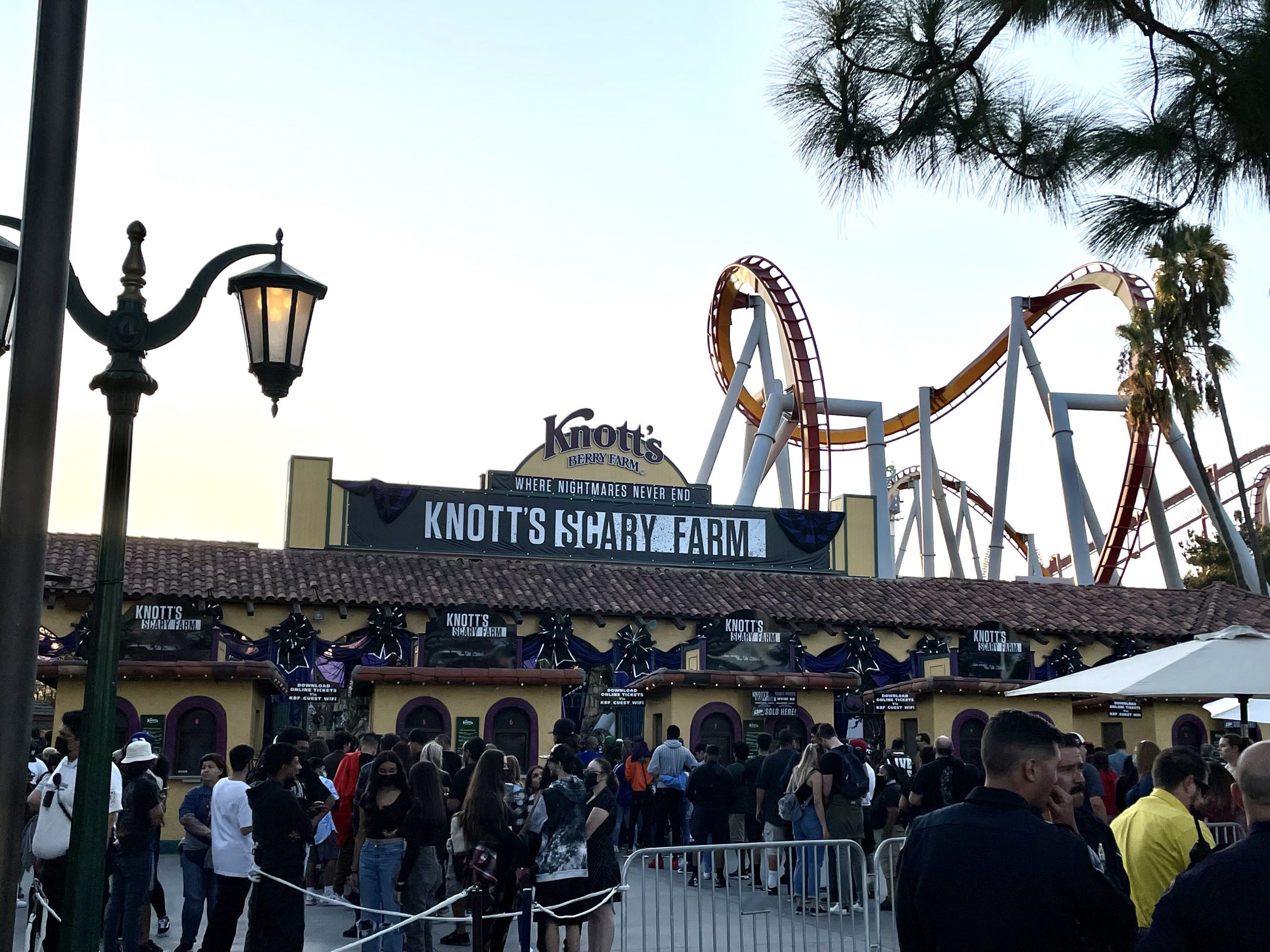 Knott's Scary Farm 2021 Opening Night Review Coaster Kings