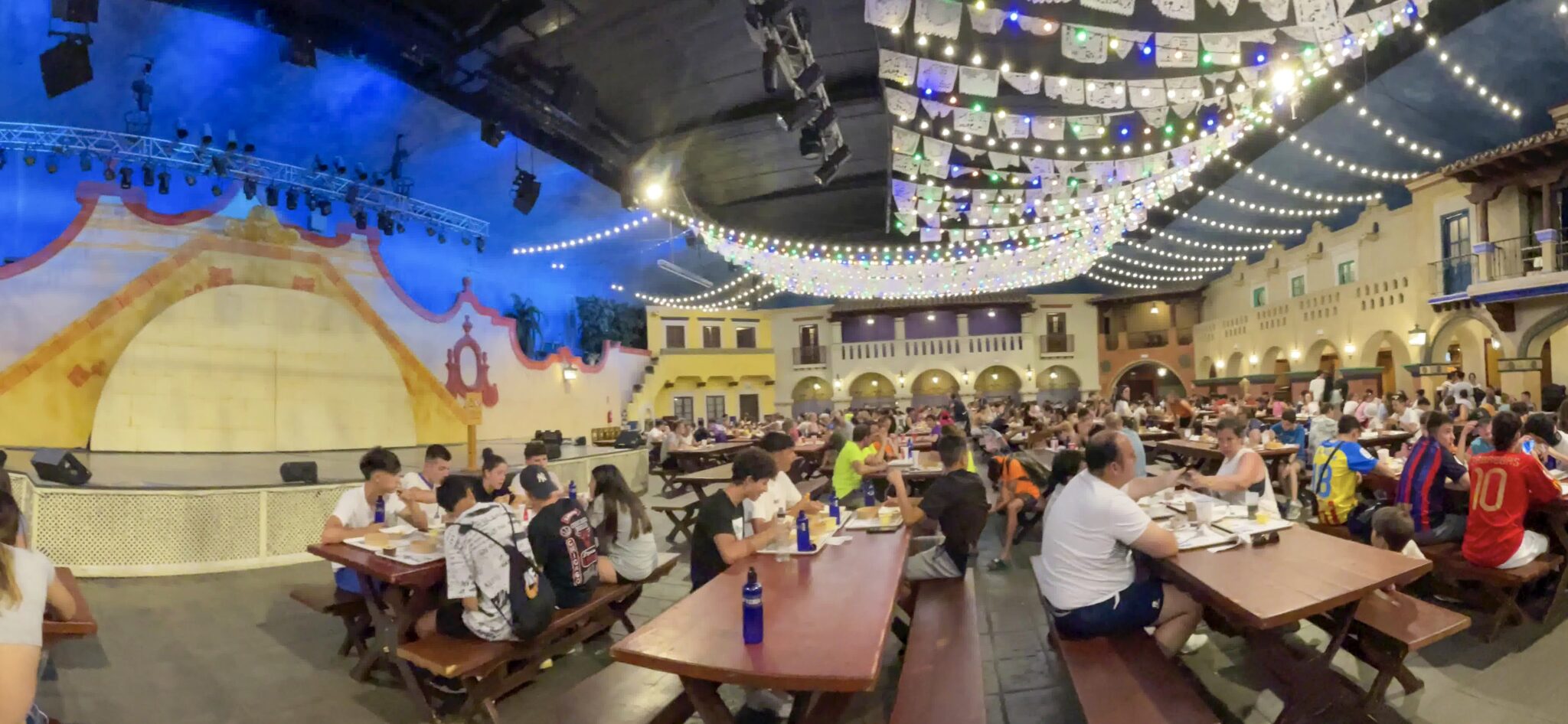 ezgifframe001Pano1 Coaster Kings